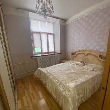 Сдается Многокомнатная квартира, 60 м²