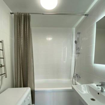 Сдается Многокомнатная квартира, 54 м²