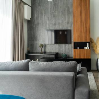 Продается 1-комнатная квартира, 57 м²