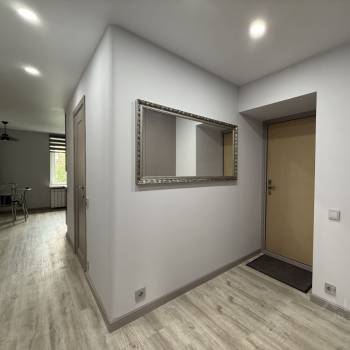 Продается 3-х комнатная квартира, 58 м²