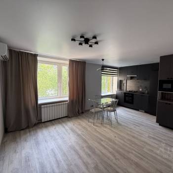 Продается 3-х комнатная квартира, 58 м²