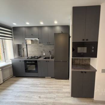 Продается 3-х комнатная квартира, 58 м²