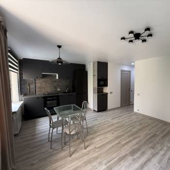 Продается 3-х комнатная квартира, 58 м²