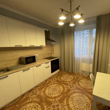 Сдается Многокомнатная квартира, 75 м²
