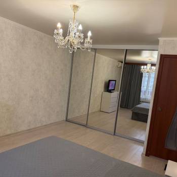 Сдается 1-комнатная квартира, 40 м²