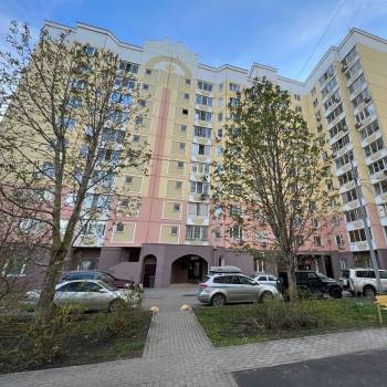 Продается 1-комнатная квартира, 55,6 м²