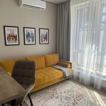 Сдается 1-комнатная квартира, 40 м²