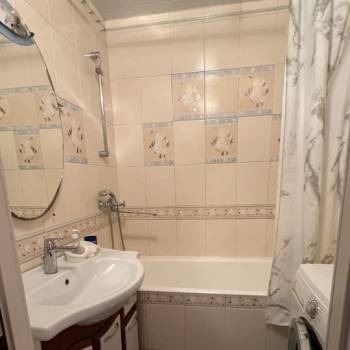 Сдается 2-х комнатная квартира, 58 м²