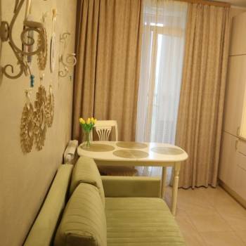 Продается 1-комнатная квартира, 42,2 м²