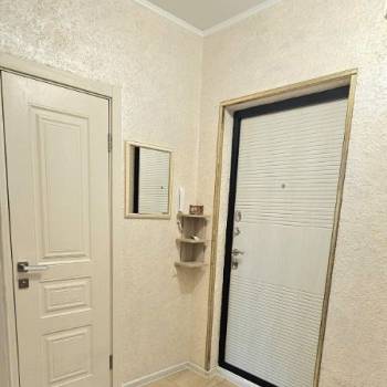 Продается 1-комнатная квартира, 42,2 м²