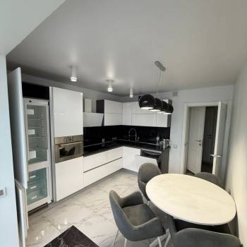 Сдается Многокомнатная квартира, 80 м²