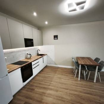 Сдается 2-х комнатная квартира, 56,6 м²