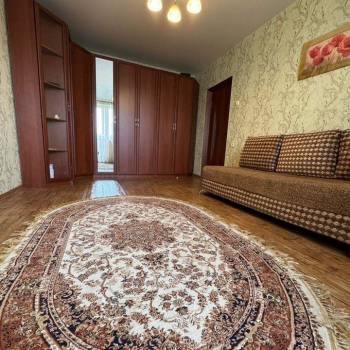 Сдается 2-х комнатная квартира, 58 м²