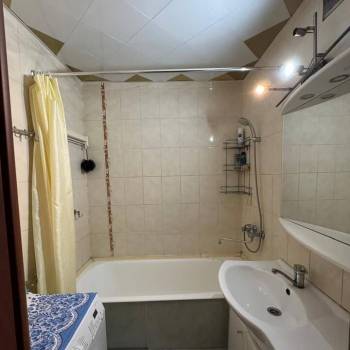 Сдается 2-х комнатная квартира, 58 м²