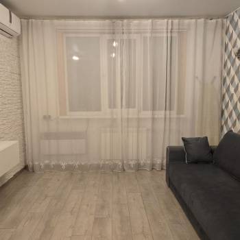 Сдается 1-комнатная квартира, 37 м²