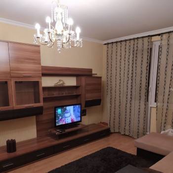 Сдается 1-комнатная квартира, 39 м²
