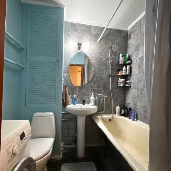 Продается 1-комнатная квартира, 38 м²