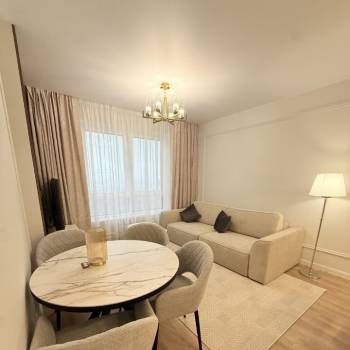 Сдается Многокомнатная квартира, 60 м²