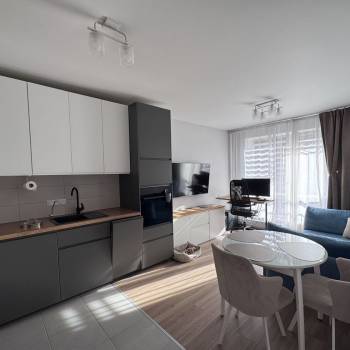 Продается 1-комнатная квартира, 36 м²