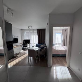 Продается 1-комнатная квартира, 36 м²