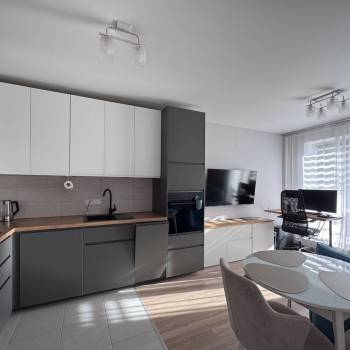 Продается 1-комнатная квартира, 36 м²