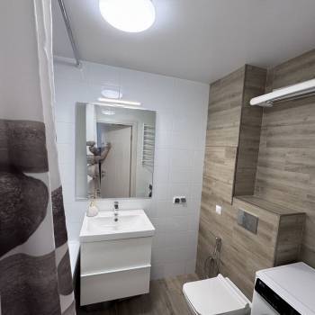 Продается 1-комнатная квартира, 36 м²