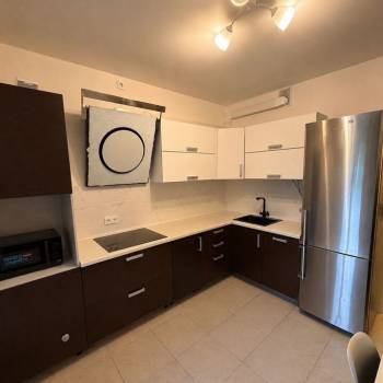 Сдается 2-х комнатная квартира, 61 м²