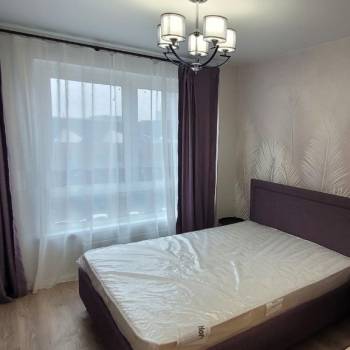 Сдается 1-комнатная квартира, 42 м²
