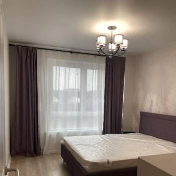 Сдается 1-комнатная квартира, 42 м²