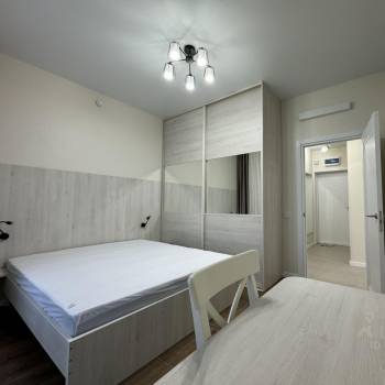 Сдается 1-комнатная квартира, 40,7 м²