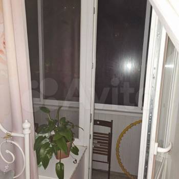 Продается 1-комнатная квартира, 36 м²