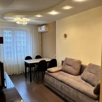 Сдается Многокомнатная квартира, 58 м²