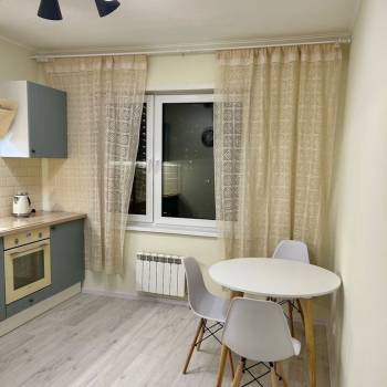 Сдается 2-х комнатная квартира, 60 м²