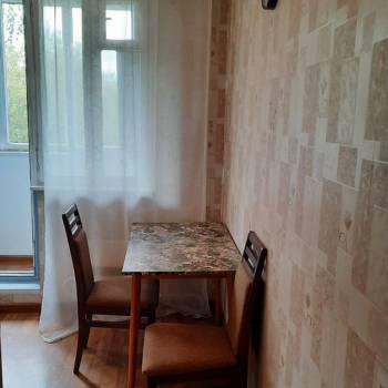Сдается 1-комнатная квартира, 46 м²