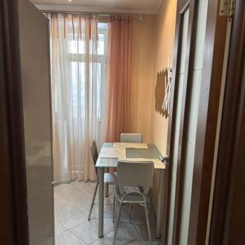 Сдается 1-комнатная квартира, 35,8 м²