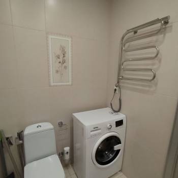 Продается 1-комнатная квартира, 50 м²