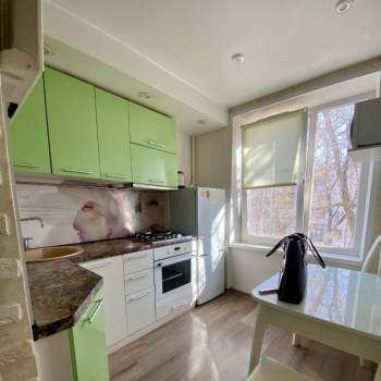 Продается 1-комнатная квартира, 30 м²