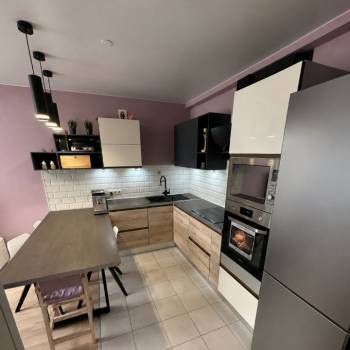 Продается 3-х комнатная квартира, 57,4 м²