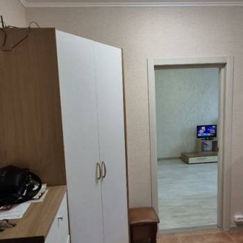 Продается 1-комнатная квартира, 38 м²