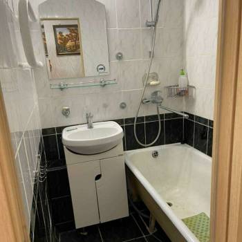 Сдается 1-комнатная квартира, 35 м²