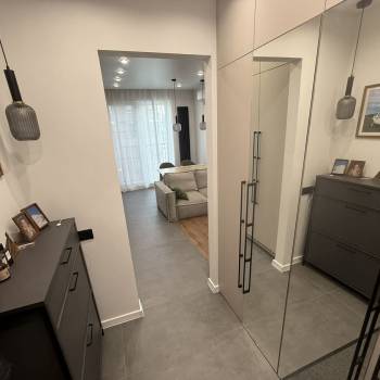 Продается 2-х комнатная квартира, 53 м²