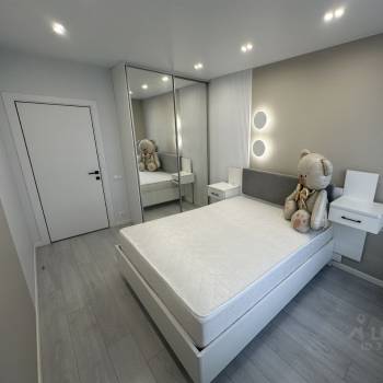 Сдается Многокомнатная квартира, 62 м²