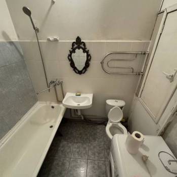 Продается 1-комнатная квартира, 40 м²