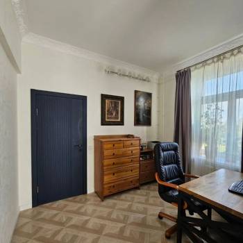 Продается Многокомнатная квартира, 107,7 м²