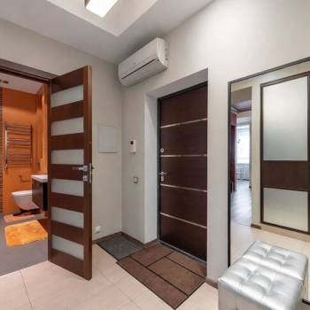Сдается 1-комнатная квартира, 55 м²