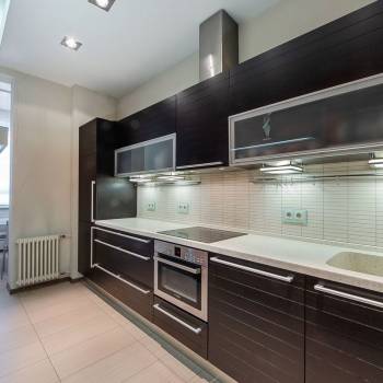 Сдается 1-комнатная квартира, 55 м²
