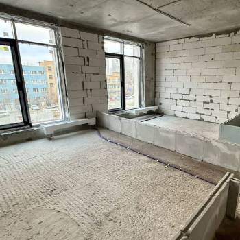 Продается 1-комнатная квартира, 42,2 м²