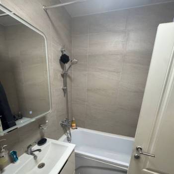 Продается 2-х комнатная квартира, 60 м²