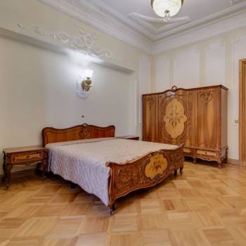 Продается 3-х комнатная квартира, 107 м²