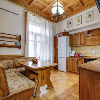Продается 3-х комнатная квартира, 107 м²